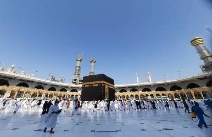 7 Nights 5 Star Birmingham Umrah Package 2026