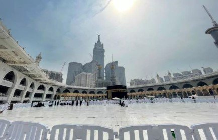 4 Weeks 5 Star Shifting Hajj Packages 2026