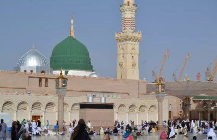10 Nights 3 Star December Umrah Package 2026
